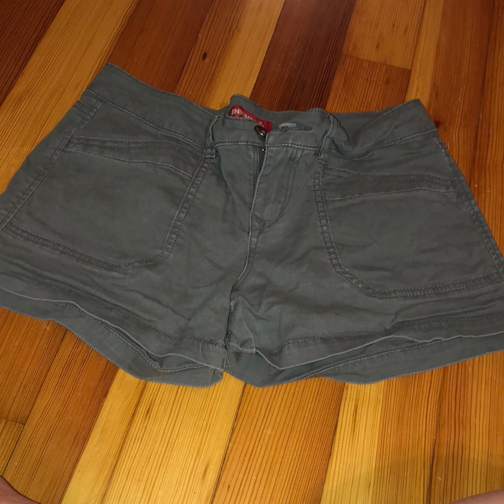Women’s shorts